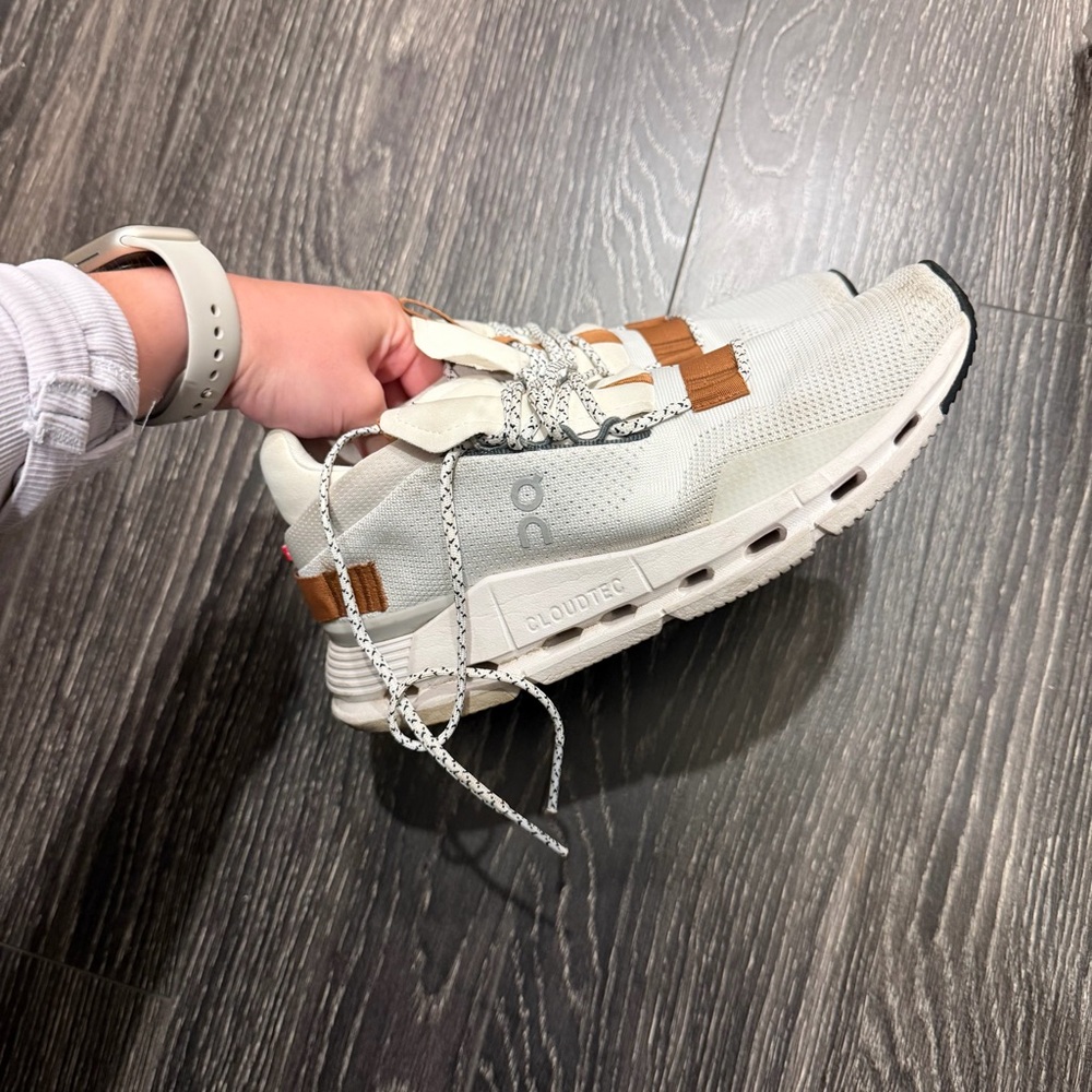 Oncloud nova white pearl brown